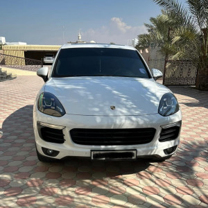 2015 Porsche Cayenne in dubai