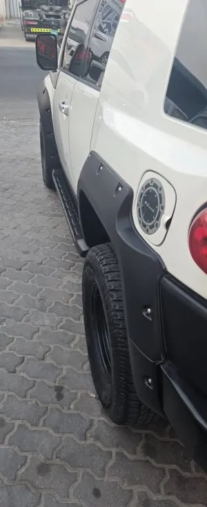 2008 تويوتا أف جي كروزر
