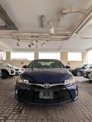 2016 Toyota Camry in dubai