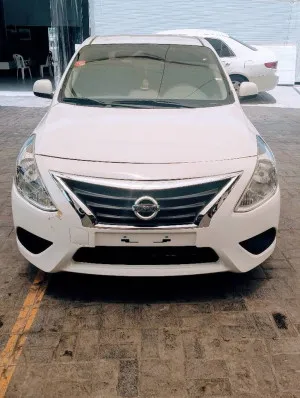 2016 نيسان صني in dubai