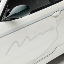 2002 Nissan SkyLine