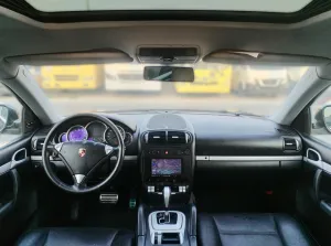 2003 Porsche Cayenne