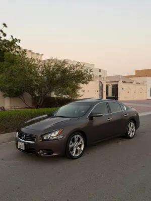 2012 Nissan Maxima in dubai