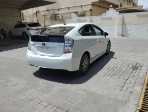 2010 تويوتا بريوس