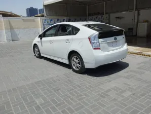 2010 تويوتا بريوس