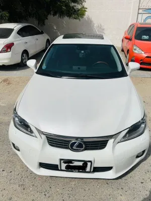 2012 Lexus CT200H in dubai