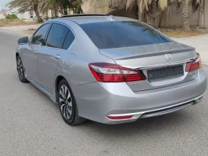 2017 هوندا أكورد