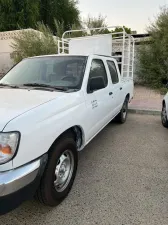 2002 Nissan Pickup