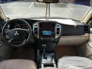 2017 Mitsubishi Pajero