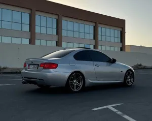 2012 بي أم دابليو الفئة - 3