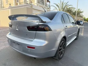2015 ميتسوبيشي لانسر