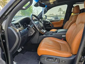2021 Lexus LX 570