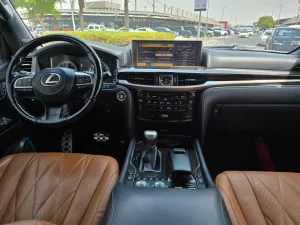 2021 Lexus LX 570