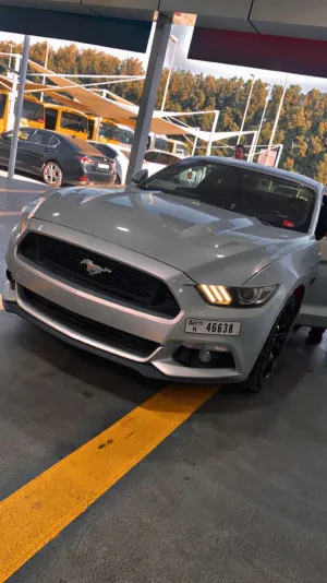 2017 فورد موستانج in dubai