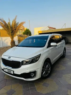 2016 Kia Carnival in dubai