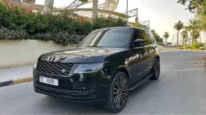 2013 Land Rover Range Rover in dubai
