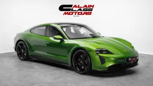 2021 Porsche Taycan in dubai
