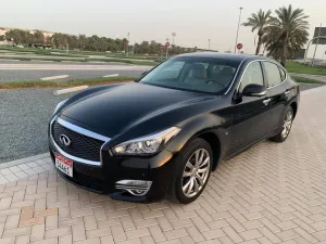2019 Infiniti Q70 in dubai