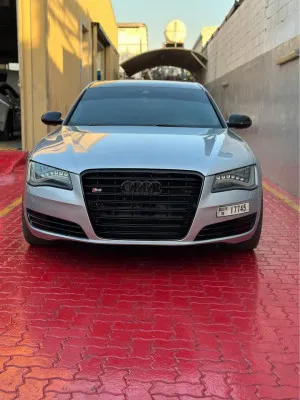 2011 Audi S8