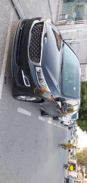 2020 Kia Sedona in dubai