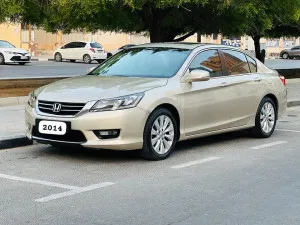 2014 هوندا أكورد in dubai