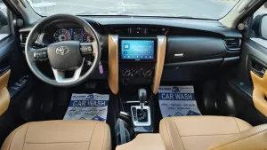 2020 Toyota Fortuner