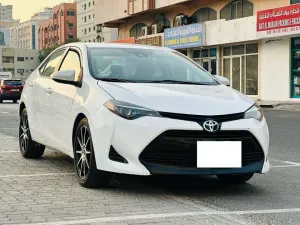 2018 تويوتا كورولا in dubai
