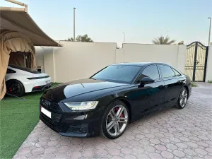 2020 اودي اس ٨ in dubai