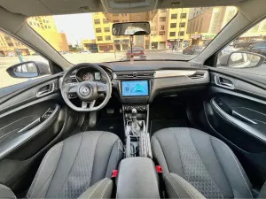 2022 MG 5