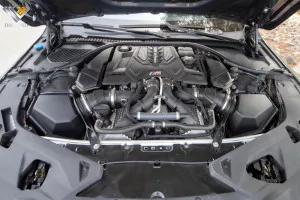 2020 BMW M8