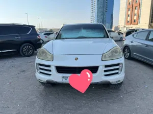 2009 بورش كاين in dubai