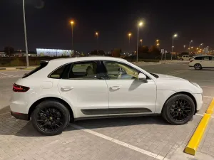 2015 Porsche Macan
