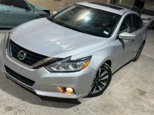 2017 Nissan Altima in dubai