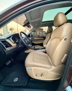 2020 ام جي ار اكس ٨