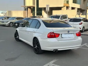 2010 بي أم دابليو الفئة - 3