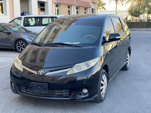 2015 Toyota Previa in dubai