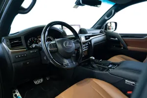 2021 Lexus LX 570