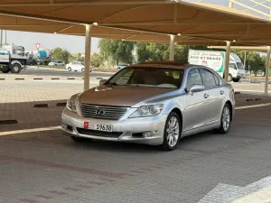 2012 لكزس ال اس in dubai