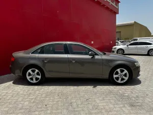 2014 اودي آي ٤