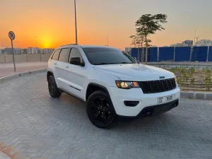 2019 Jeep Grand Cherokee in dubai