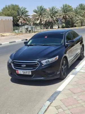 2016 Ford Taurus in dubai