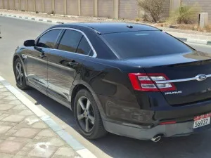 2016 Ford Taurus