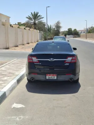 2016 Ford Taurus