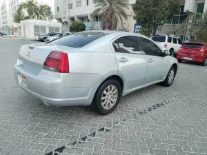 2008 ميتسوبيشي جلنت