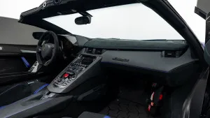 2016 Lamborghini Aventador