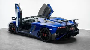 2016 Lamborghini Aventador