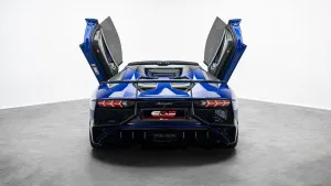 2016 Lamborghini Aventador