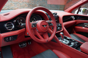 2023 Bentley Bentayga