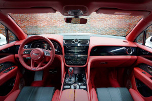 2023 Bentley Bentayga