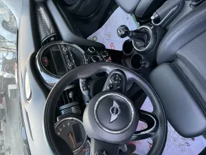 2015 Mini Cooper SE in dubai